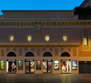 tumblr lyvy56F2AQ1r56bid Τα εγκαίνια του flagship store της Louis Vuitton στη Ρώμη