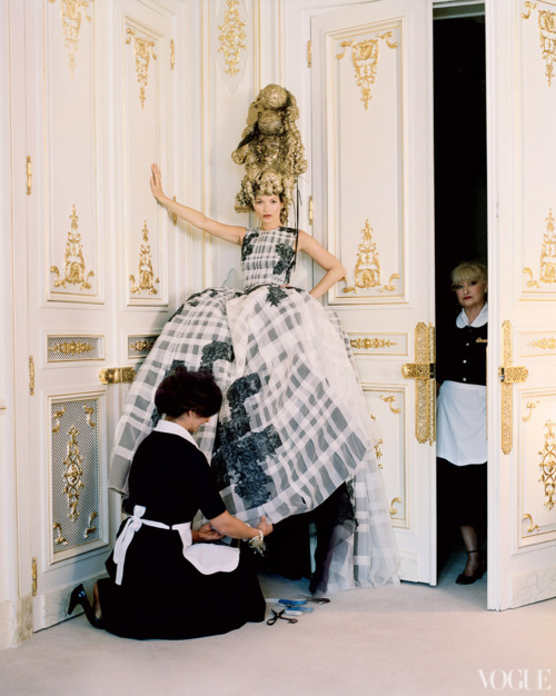 tumblr m16qmkccnX1r56bid Kate Moss at the Ritz Paris