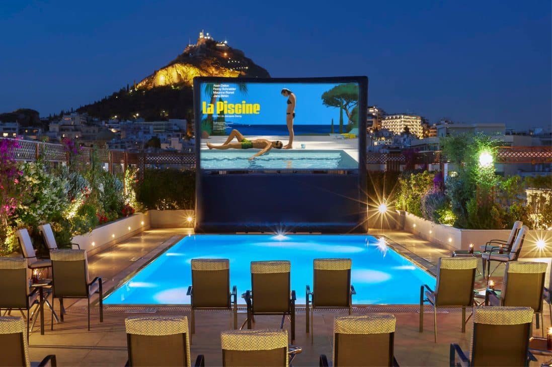 nScreen LaPiscine Το Pool Your Cinema επιστρέφει στο Ξενοδοχείο Μεγάλη Βρεταννία