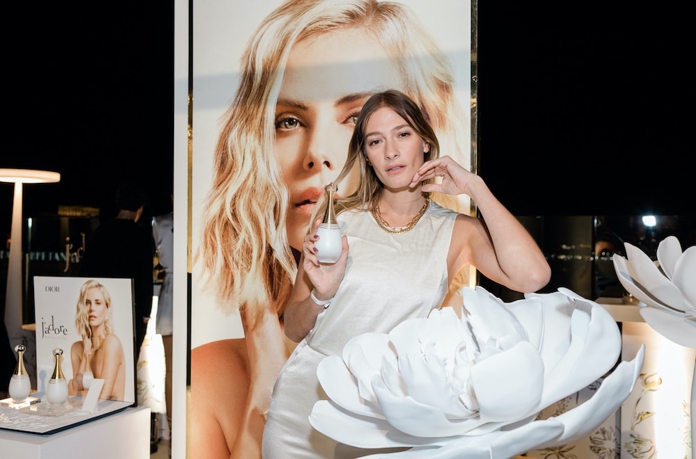 Dior1 Στη φαντασμαγορική παρουσίαση του νέου καινοτόμου αρώματος J’adore Parfum d’Eau του οίκου Dior