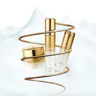Στη φαντασμαγορική παρουσίαση του νέου καινοτόμου αρώματος J’adore Parfum d’Eau του οίκου Dior