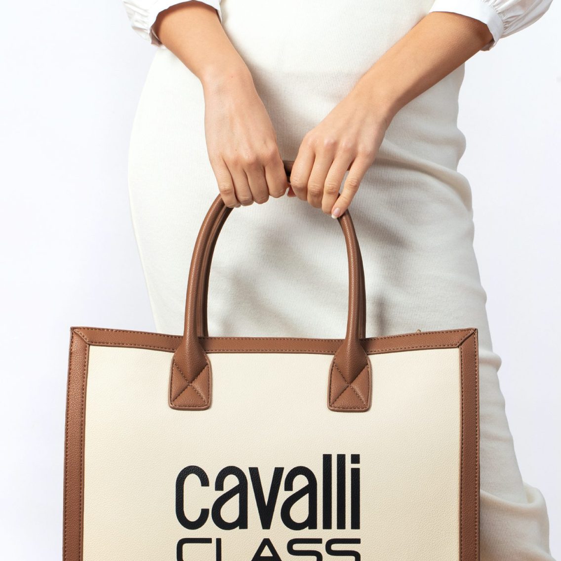Η συλλογή Cavalli Class Bags & Accessories