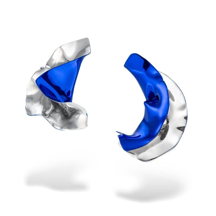 FLAMENCO SILVER BLUE EARRINGS Theodora D. το jewelry brand, η σχεδιάστρια του οποίου βραβεύτηκε ως "Designer of the Year"