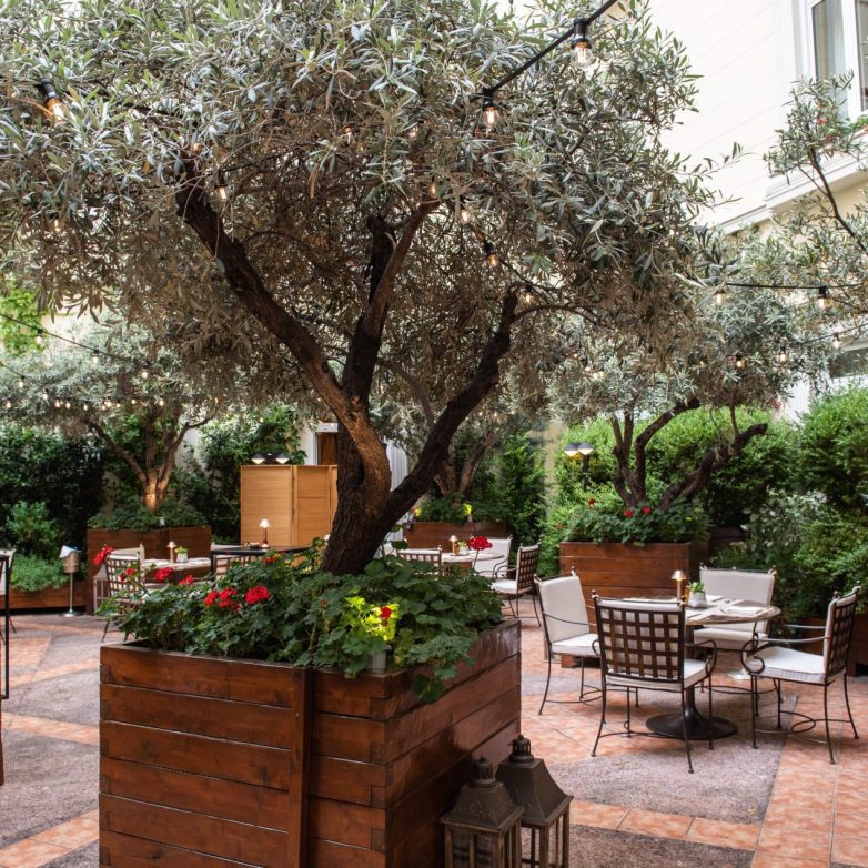 “Il Giardino Segreto” στο ATRIUM του Alexander’s Lounge