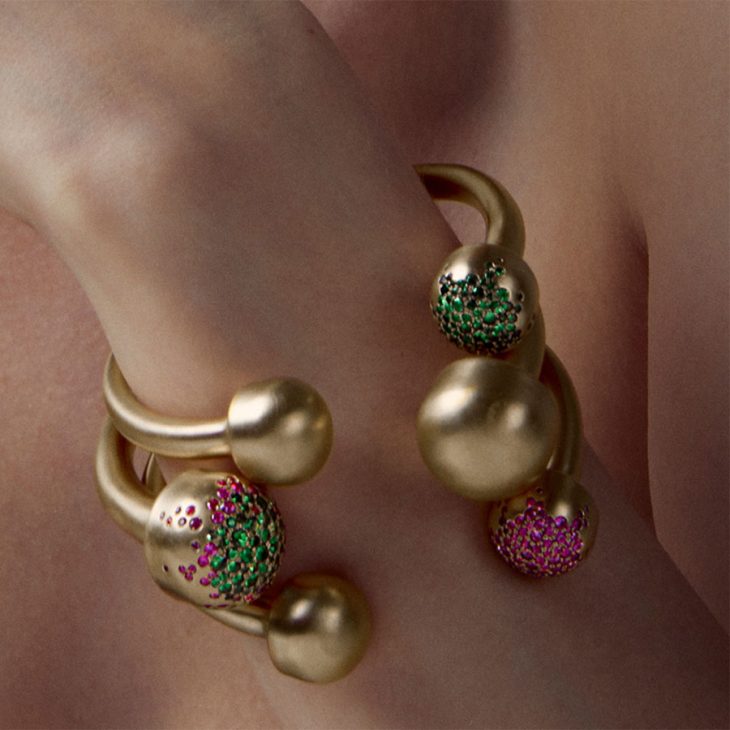 Cocoon Color Round Cuff with Pink Sapphires Nada Ghazal i – D Fine Jewellery, ένας "ναός" για εκλεπτυσμένα κοσμήματα