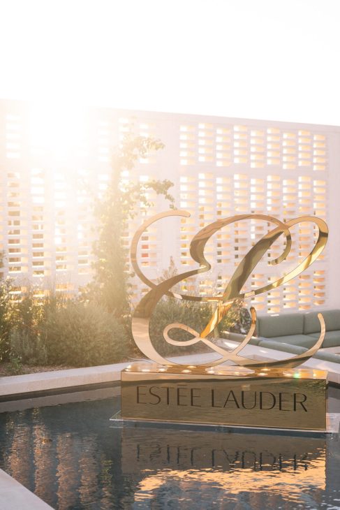 859474 Η Estée Lauder παρουσίασε τη νέα καινοτομία Skin Longevity, που υπόσχεται αναστροφή γήρανσης σε μόλις 14 μέρες