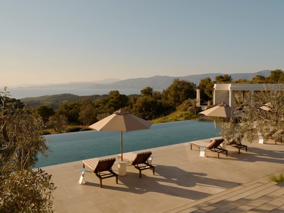 Amanzoe Greece Accommodation VillasVilla 3 Pool 42831 Η διεθνής εικαστική έκθεση HANSHA στο Amanzoe