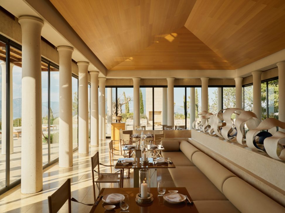 Amanzoe Greece Restaurant Nama 40656 Η διεθνής εικαστική έκθεση HANSHA στο Amanzoe