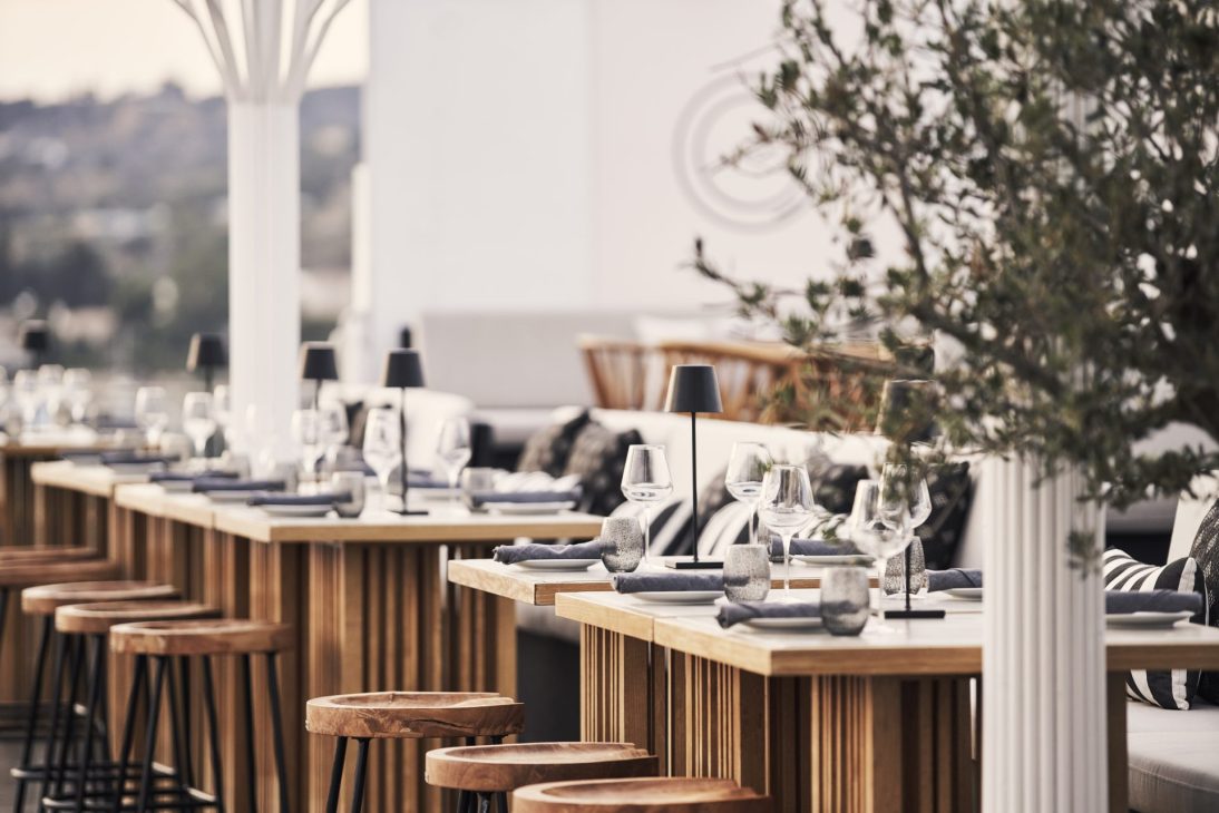 3.Qurio 1 Το Qurio, το δημοφιλές rooftop restaurant του Nikki Beach Resort συνεργάζεται με το Atole