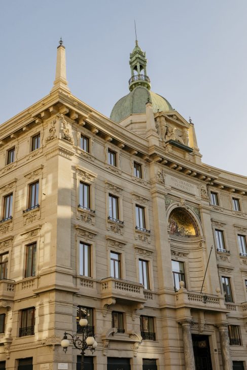 PalazzoCordusio GranMelia Facade detail 1 Palazzo Cordusio, ένα εμβληματικό ξενοδοχείο στην καρδιά του Μιλάνου